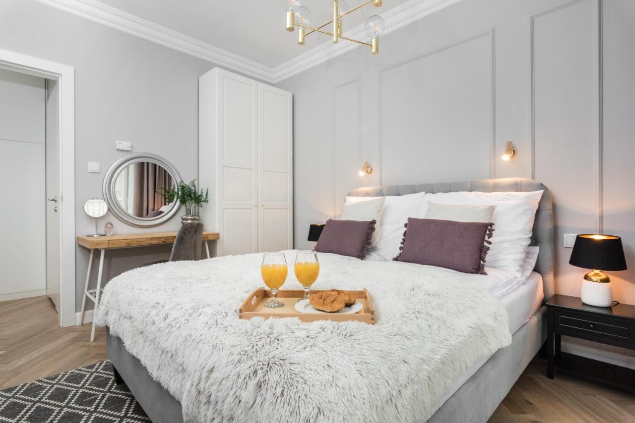 Wielopole17 Miro Apartment Cracovia Esterno foto